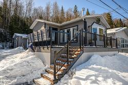 924 Rue Claude  Saint-Sauveur, QC J0R 1R3