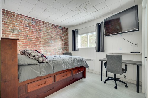 Bedroom - 924 Rue Claude, Saint-Sauveur, QC - Indoor Photo Showing Bedroom