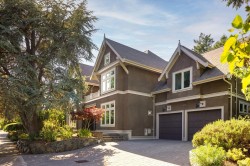 1568 Montgomery Ave  Victoria, BC V8S 1T6