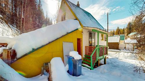 32 Waldie Road, Kimberley, BC - Outdoor With Exterior