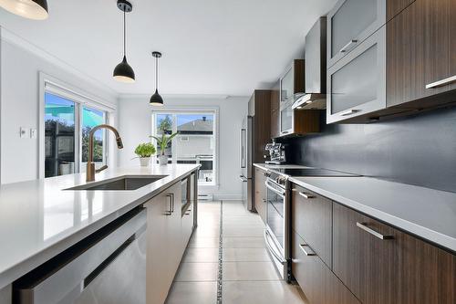 Cuisine - 20260 Rue De Nevers, Mirabel, QC - Indoor Photo Showing Kitchen With Upgraded Kitchen
