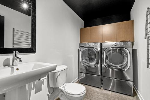 Salle de lavage - 20260 Rue De Nevers, Mirabel, QC - Indoor Photo Showing Laundry Room