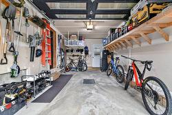 Garage - 