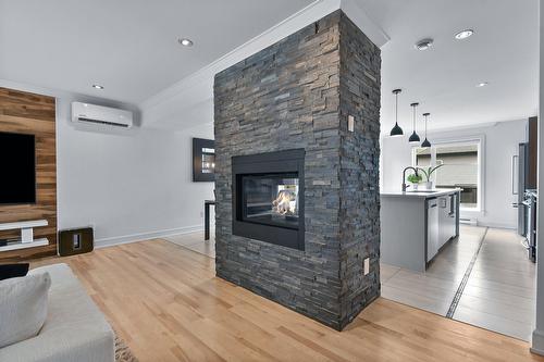 Salon - 20260 Rue De Nevers, Mirabel, QC - Indoor Photo Showing Living Room With Fireplace