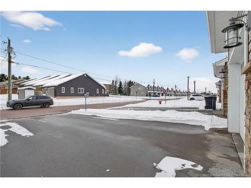 263 Dolbeau St, Dieppe, NB 