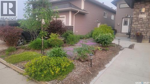 907 Werschner Crescent, Saskatoon, SK - Outdoor