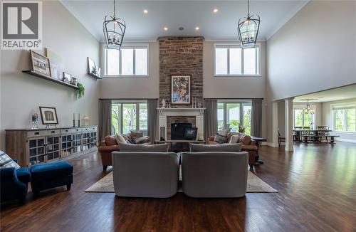 647 St Clair Parkway, St Clair, ON - Indoor Photo Showing Living Room With Fireplace