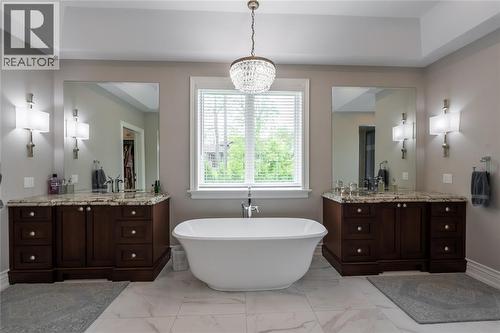647 St Clair Parkway, St Clair, ON - Indoor Photo Showing Bathroom