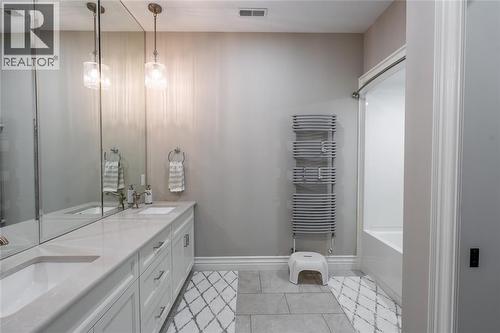 647 St Clair Parkway, St Clair, ON - Indoor Photo Showing Bathroom