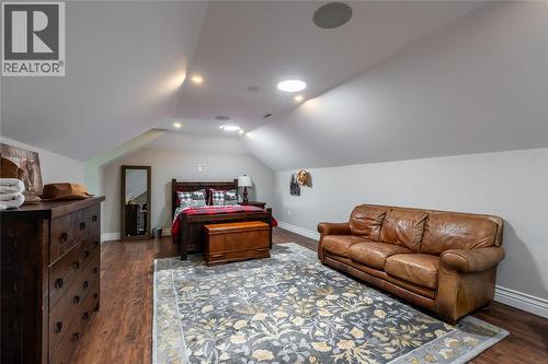 647 St Clair Parkway, St Clair, ON - Indoor
