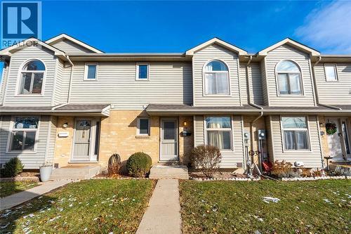 27 YORK CRESCENT Unit# 74  Sarnia, ON N7S 6H9
