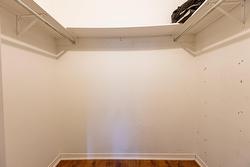 Walk-in closet - 