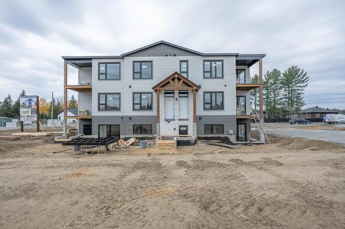 Frontage - 102-570 Rue Du Ruisseau, Mont-Tremblant, QC - Outdoor With Facade