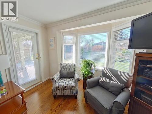 104-4685 Joyce Ave, Powell River, BC - Indoor Photo Showing Living Room With Fireplace