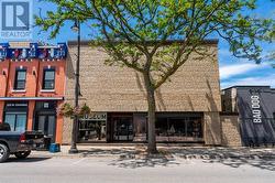 223 CHRISTINA STREET North  Sarnia, ON N7T 5V1