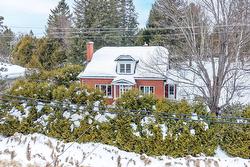 157 Rue Principale  Huberdeau, QC J0T 1G0