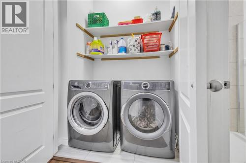438 Blair Creek Drive, Kitchener, ON - Indoor Photo Showing Laundry Room
