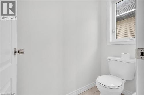 438 Blair Creek Drive, Kitchener, ON - Indoor Photo Showing Bathroom