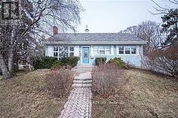 200 TRENT STREET E  Whitby (Downtown Whitby), ON L1N 1L6