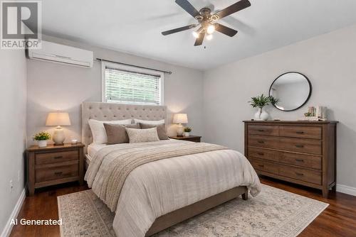 39 Upper Evening'S Path, Torbay, NL - Indoor Photo Showing Bedroom