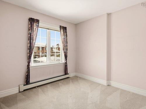 1 Lanshaw Close, Halifax, NS 