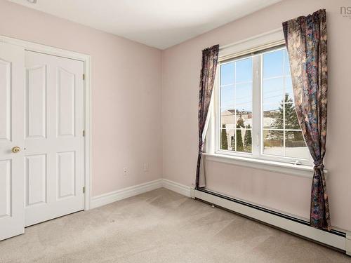 1 Lanshaw Close, Halifax, NS 