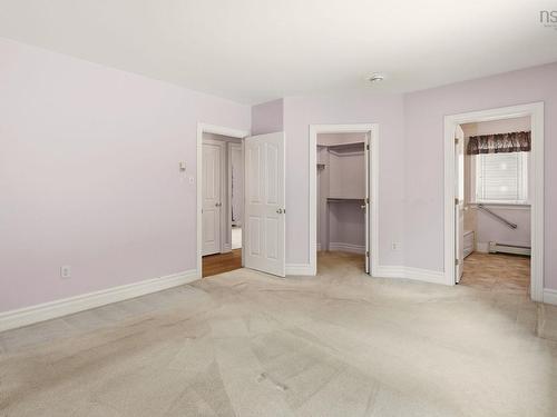 1 Lanshaw Close, Halifax, NS 