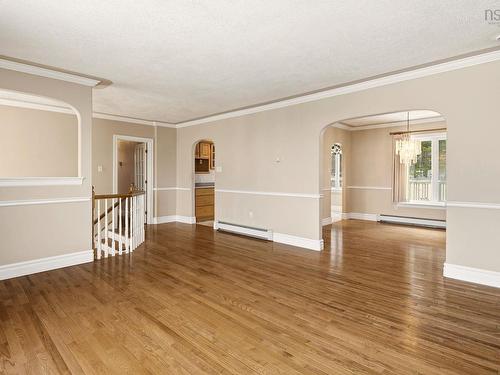 1 Lanshaw Close, Halifax, NS 