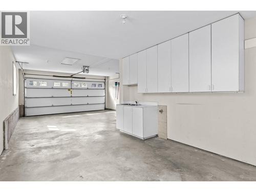 3869 Angus Drive, West Kelowna, BC - Indoor Photo Showing Garage