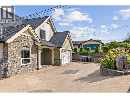 3869 Angus Drive, West Kelowna, BC - Outdoor