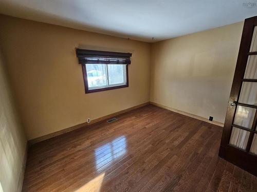 11845 Highway 2, Leamington, NS 