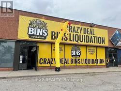 2 - 2273 DUNDAS STREET W  Mississauga, ON L5K 2L8