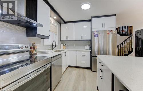 43 Seabrook Drive, Kitchener, ON - Indoor Photo Showing Kitchen With Stainless Steel Kitchen