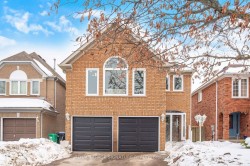 22 Rangeland Road  Brampton, ON L6R 1L4