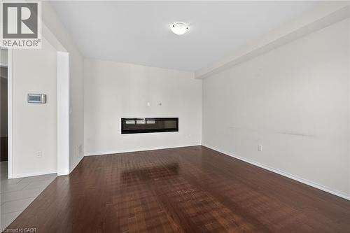 17 Larry Crescent, Caledonia, ON - Indoor Photo Showing Other Room