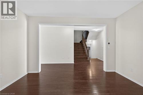 17 Larry Crescent, Caledonia, ON - Indoor Photo Showing Other Room