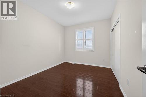 17 Larry Crescent, Caledonia, ON - Indoor Photo Showing Other Room