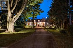 4410 LAKESHORE Road  Burlington, ON L7L 1B4