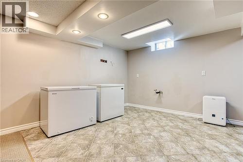 211 Rushdale Drive, Hamilton, ON - Indoor Photo Showing Basement