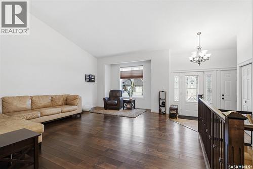 810 Rock Hill Lane, Martensville, SK - Indoor Photo Showing Living Room