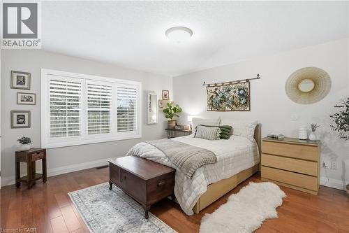 17 Krieghoff Drive, Hamilton, ON - Indoor Photo Showing Bedroom