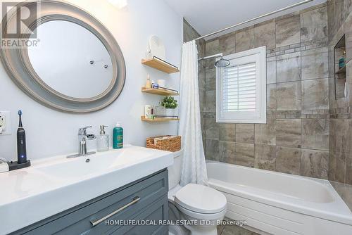 570 Exbury Crescent, Mississauga, ON - Indoor Photo Showing Bathroom