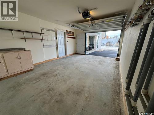 105 111 2Nd Avenue E, Rosetown, SK - Indoor Photo Showing Garage
