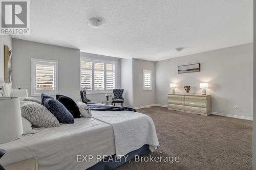 297 Thomas Slee Drive, Kitchener, ON - Indoor Photo Showing Bedroom