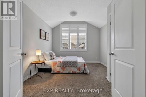 297 Thomas Slee Drive, Kitchener, ON - Indoor Photo Showing Bedroom