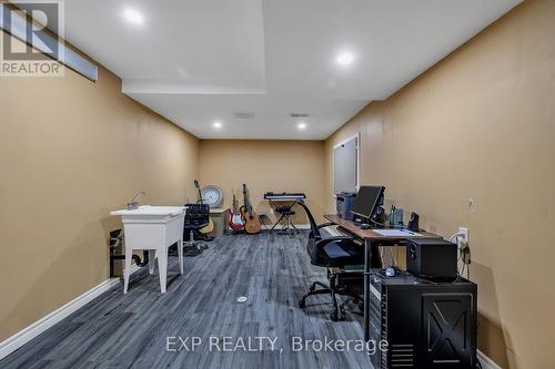 297 Thomas Slee Drive, Kitchener, ON - Indoor Photo Showing Other Room