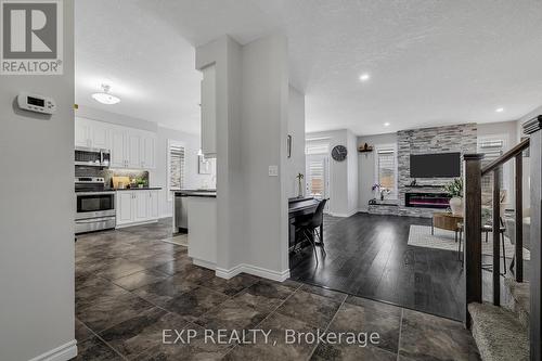297 Thomas Slee Drive, Kitchener, ON - Indoor With Fireplace