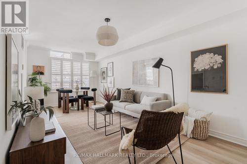 406 - 225 WELLESLEY STREET E  Toronto, ON M4X 1X8