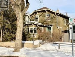 304 32ND STREET W  Saskatoon, SK S7L 0S6