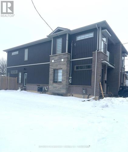 60 PARK AVENUE  St. Catharines (Secord Woods), ON L2P 1R2